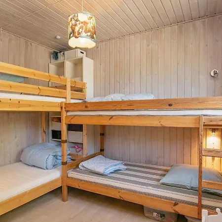 Tatil Evi Seaside Haven In Stoense-by Traum